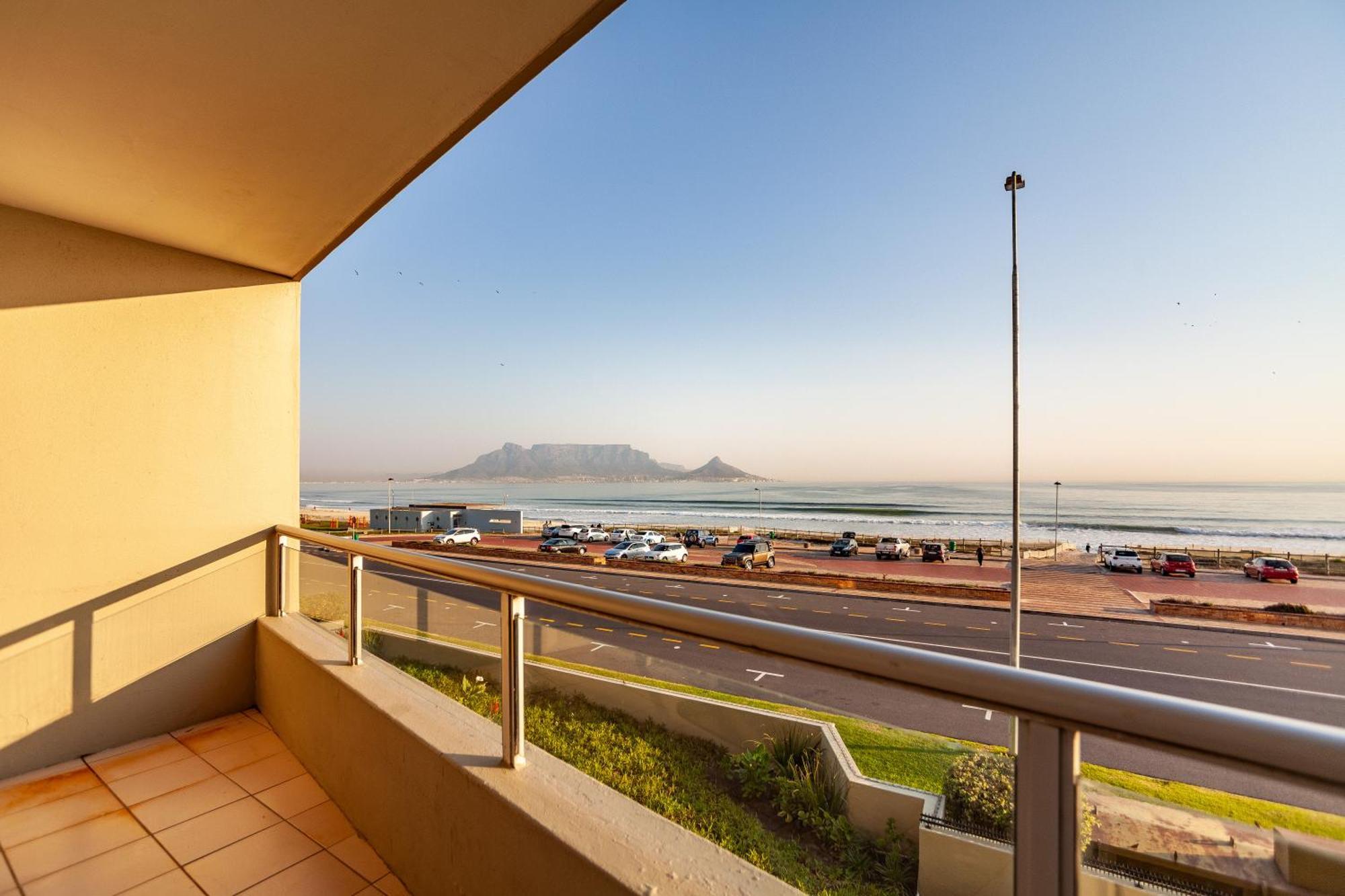 Beachfront Luxury Living- A106 Seaspray, Blouberg *