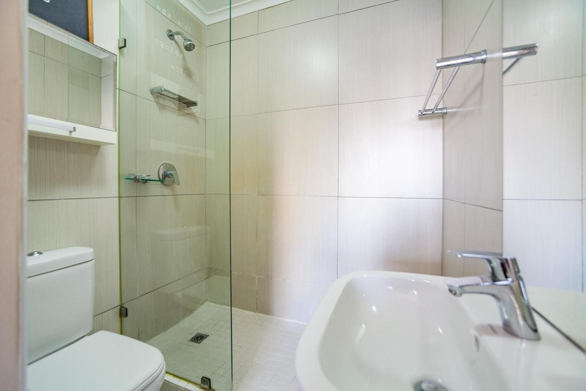 Beachfront Luxury Living- A106 Seaspray, Blouberg *